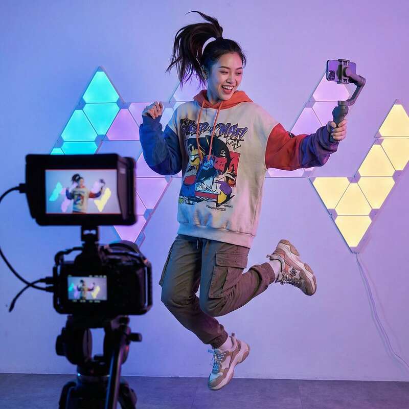 17c一起草短视频